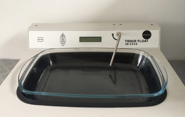 Tissue float